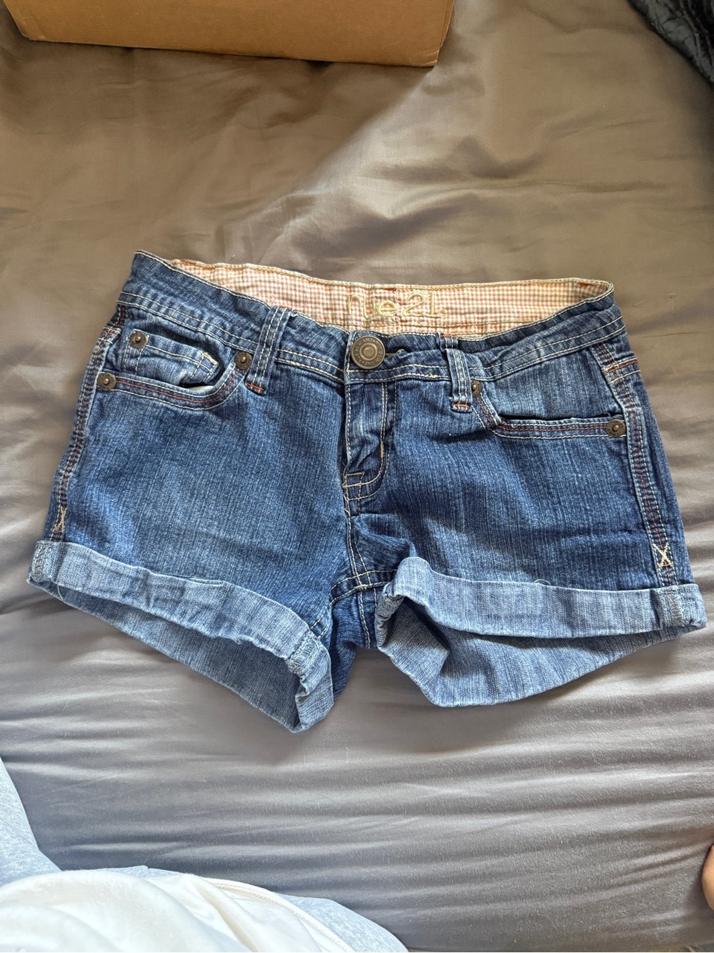 y2k mini shorts